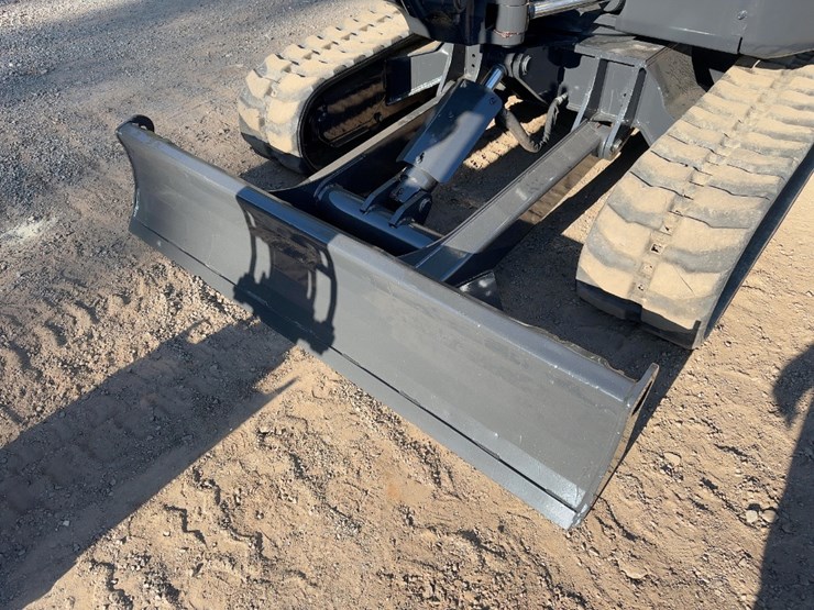 2021-bobcat-e42-image-17