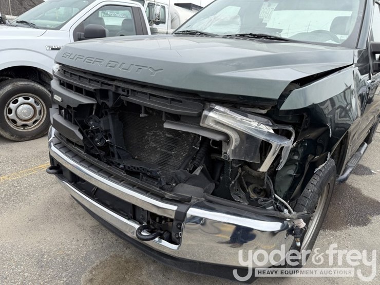2020-ford-f250-xl-image-21