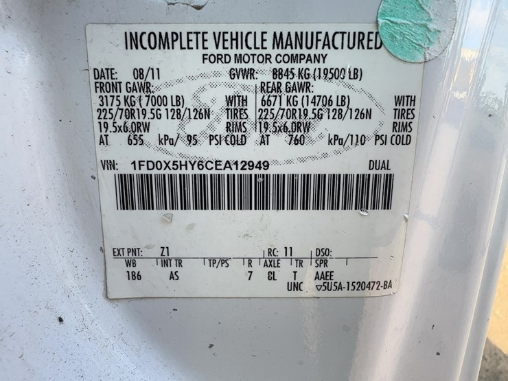 2012-ford-f550-xl-image-46