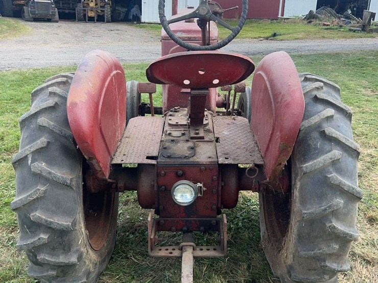 massey-ferguson-22-image-4