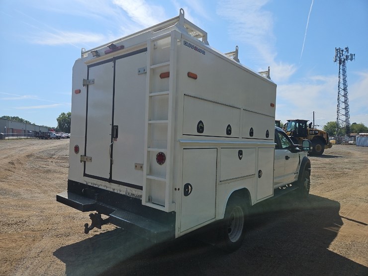 2019-ford-f550-xl-image-6
