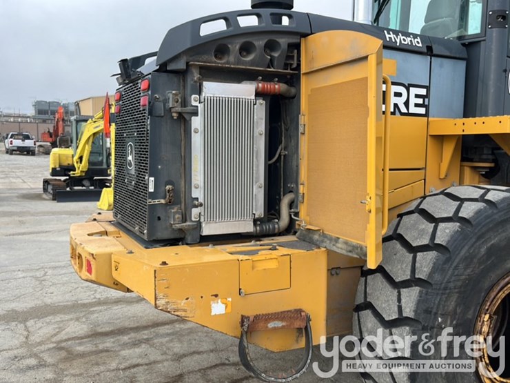 2015-deere-644k-image-13