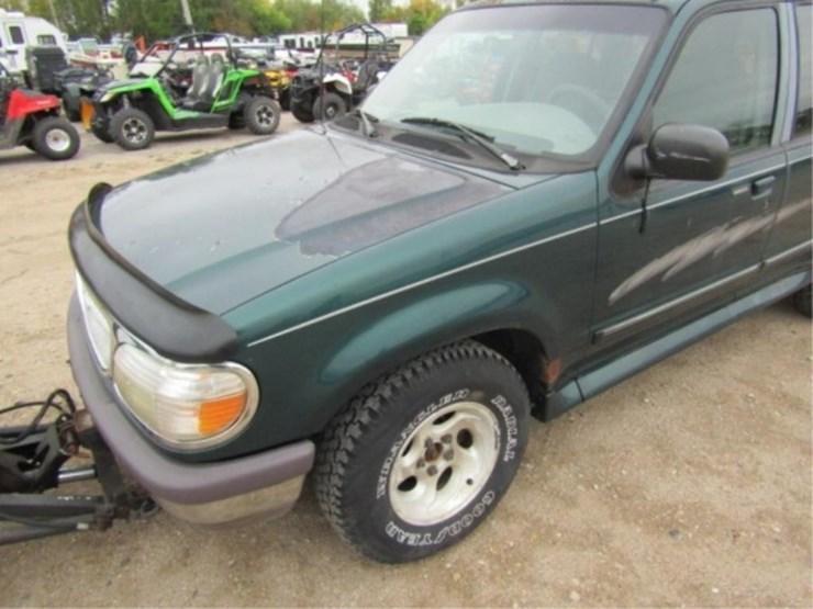 1997-ford-explorer-xlt-image-18
