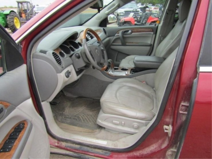 2010-buick-enclave-cxl-image-22