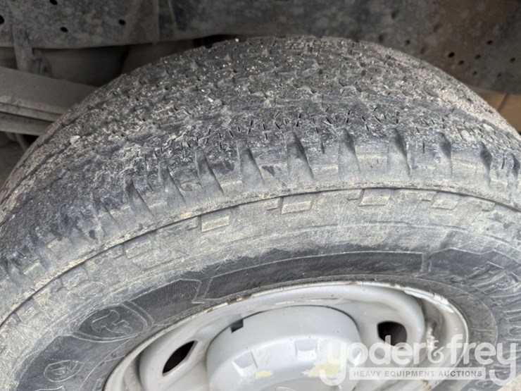 2011-ford-f250-image-19