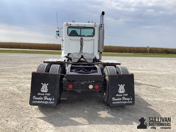 2009-peterbilt-367-image-6