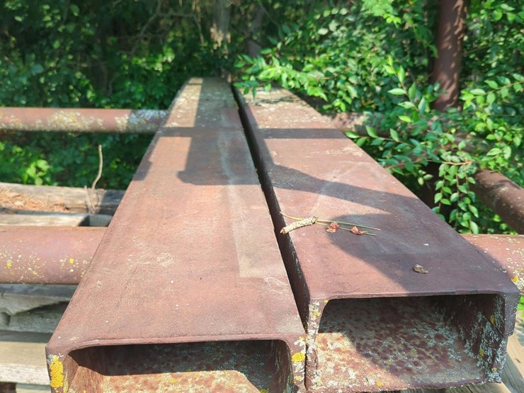 8'-long-x-8"-wide-pallet-forks-image-2