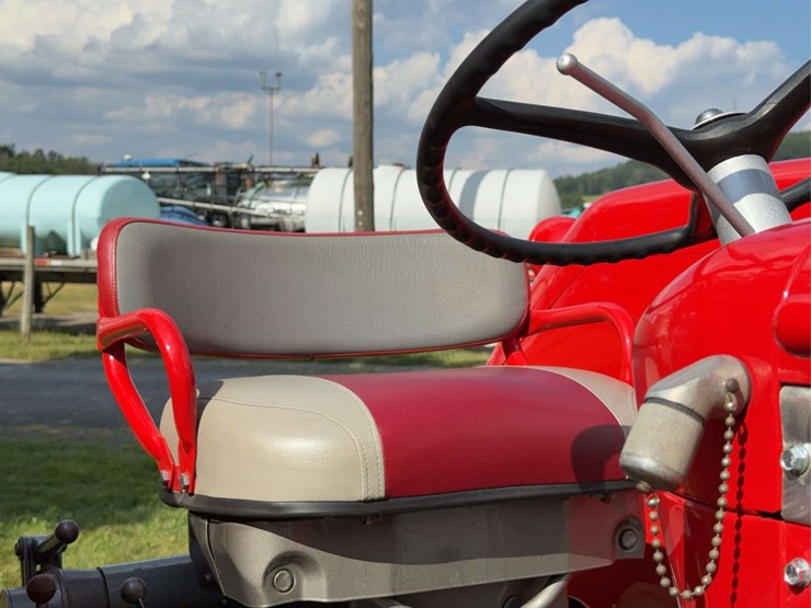 massey-ferguson-super-90-image-30
