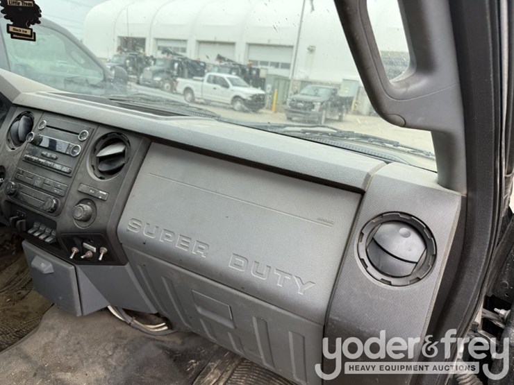 2016-ford-f350-xl-image-41