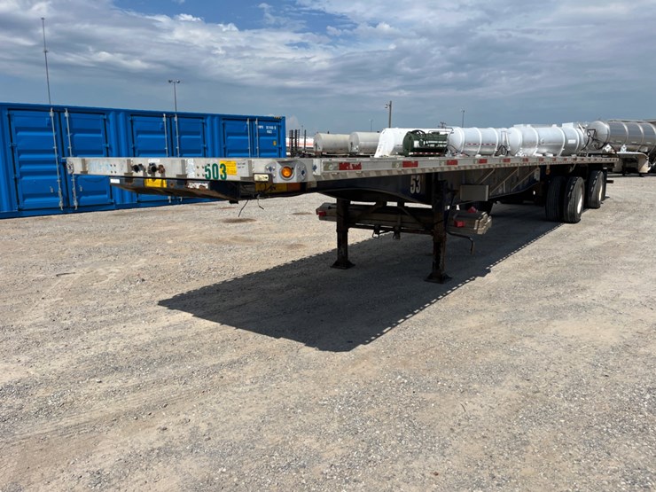 2010-utility-flatbed-image-1