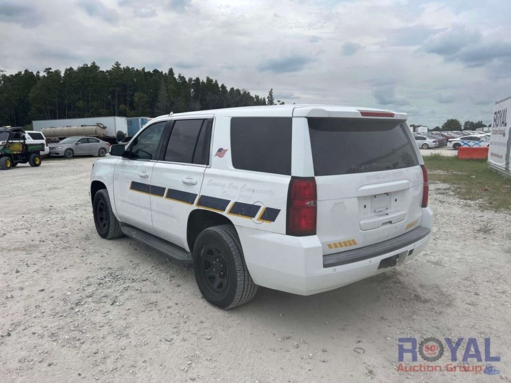 2016-chevrolet-tahoe-image-4