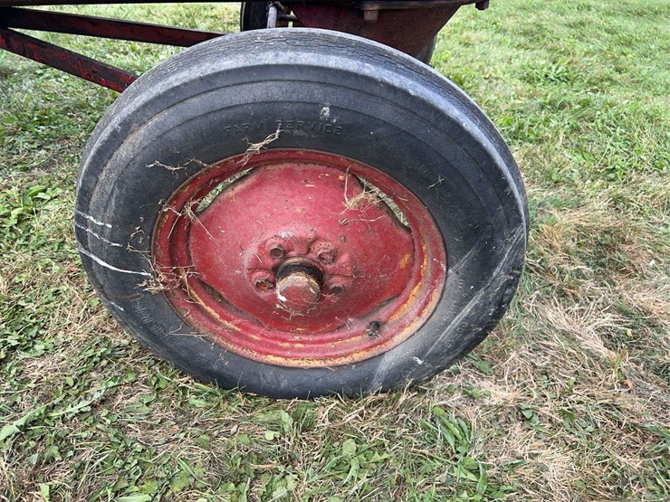 massey-ferguson-22-image-21