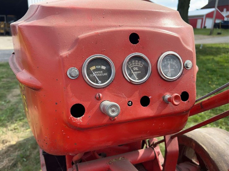 massey-ferguson-33-image-43