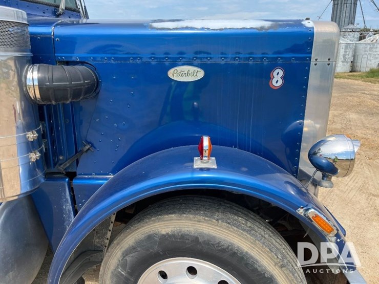 1984-peterbilt-359-image-25
