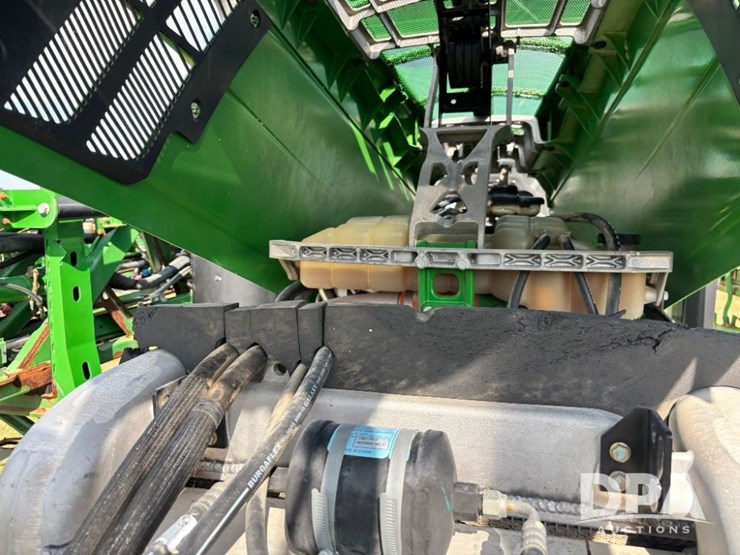 2018-john-deere-r4038-image-31
