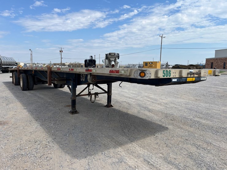 2010-utility-flatbed-image-2