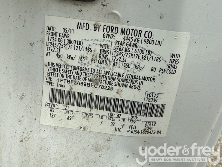 2011-ford-f250-image-26