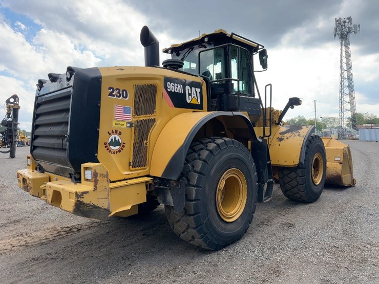 2017-caterpillar-966m-image-5