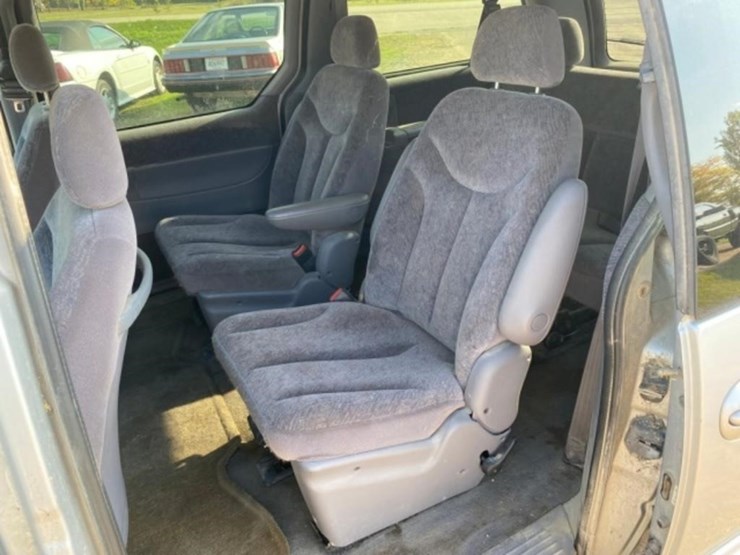 2000-dodge-grand-caravan-image-45