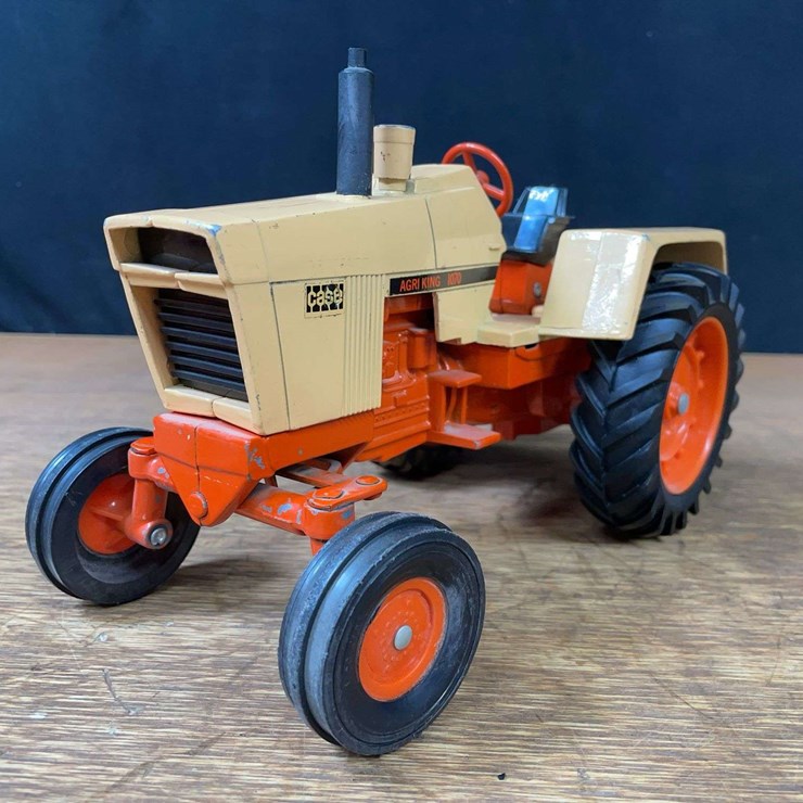 1/16 Case 1070 Ertl
