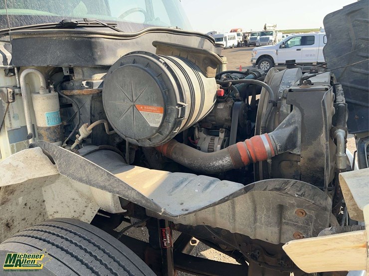 2007-international-durastar-4300-image-18