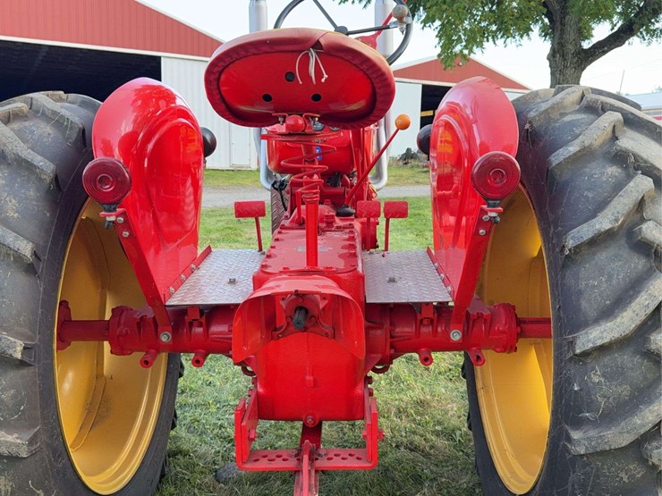 massey-ferguson-350-image-28
