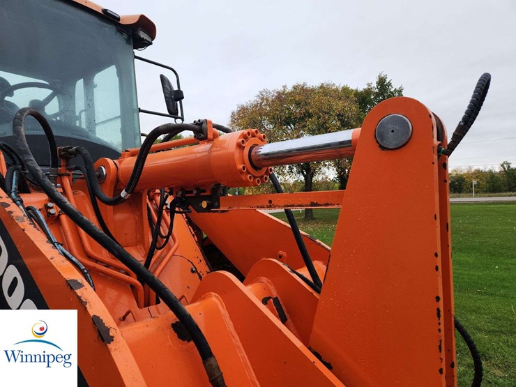 2015-doosan-dl220-image-18
