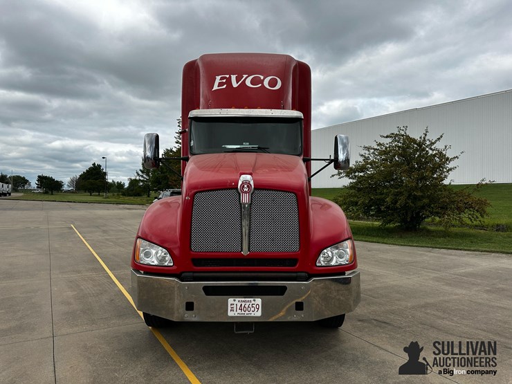 2012-kenworth-t440-image-2