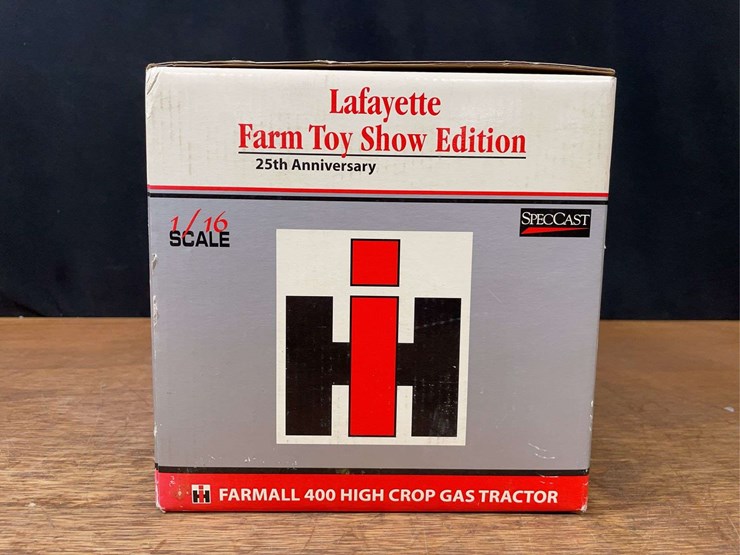 1/16-farmall-400-high-crop-2003-lafayette-nib-sc-image-3