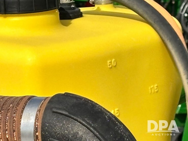 2018-john-deere-r4038-image-126
