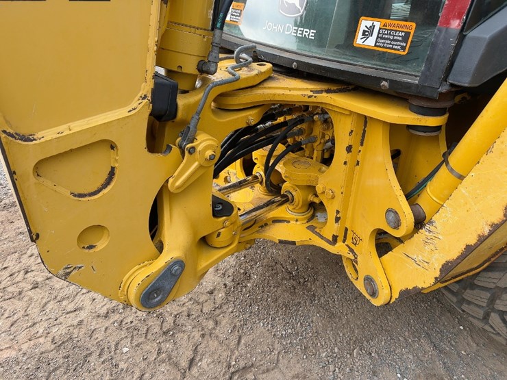 2006-deere-310g-image-23