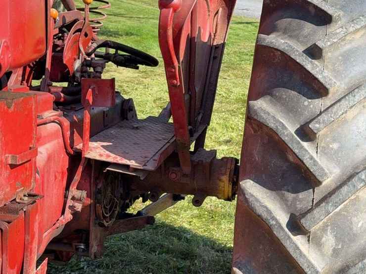 massey-ferguson-44-image-17