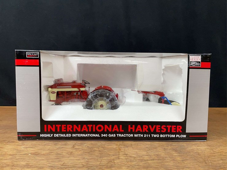 1/16-ih-340-w/-plow-nib-sc-image-1