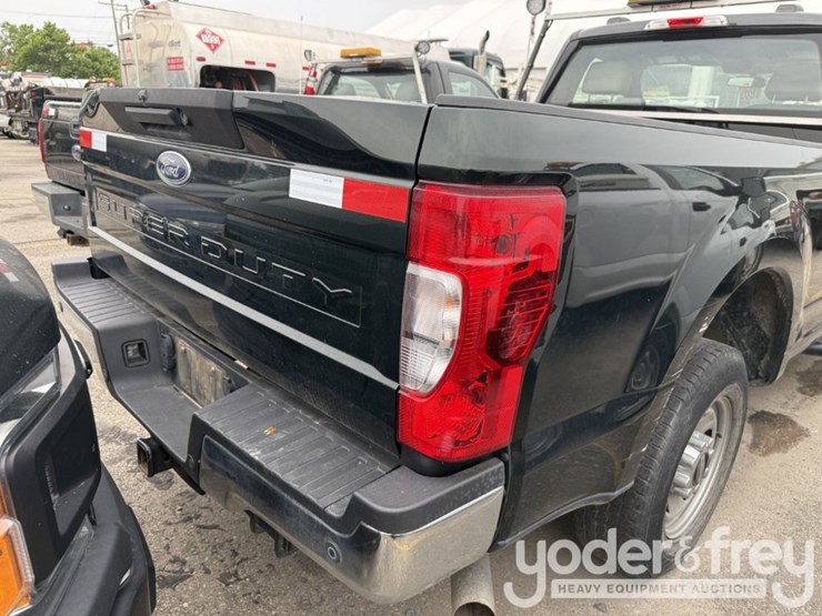 2020-ford-f250-xl-image-7