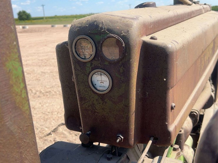 john-deere-model-b-image-38