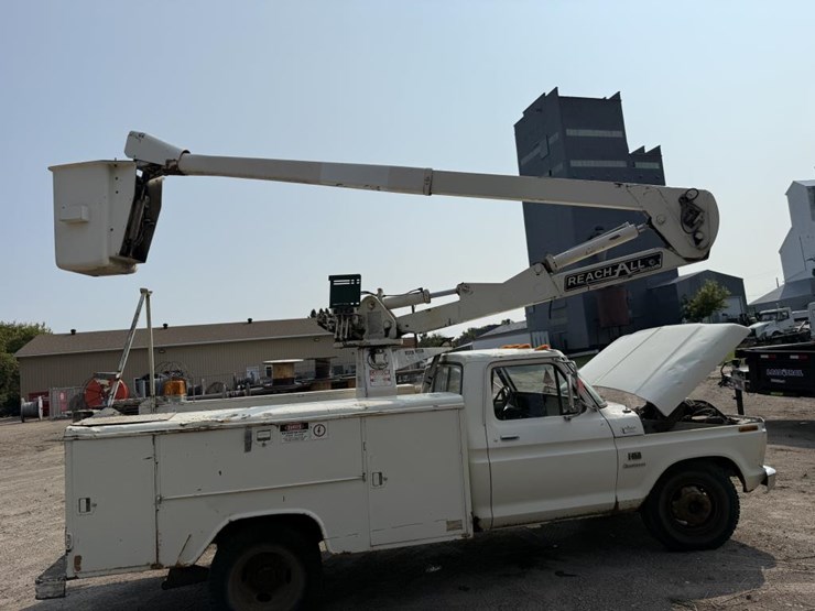 1975-ford-f350-image-41