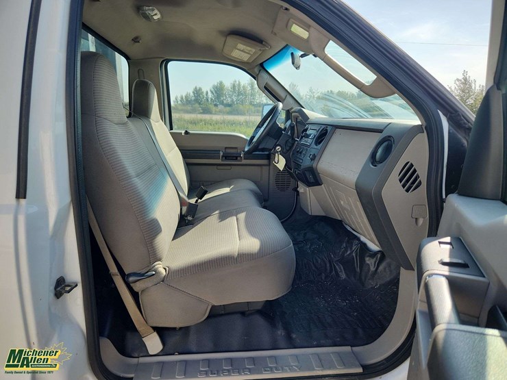 2008-ford-f550-image-34