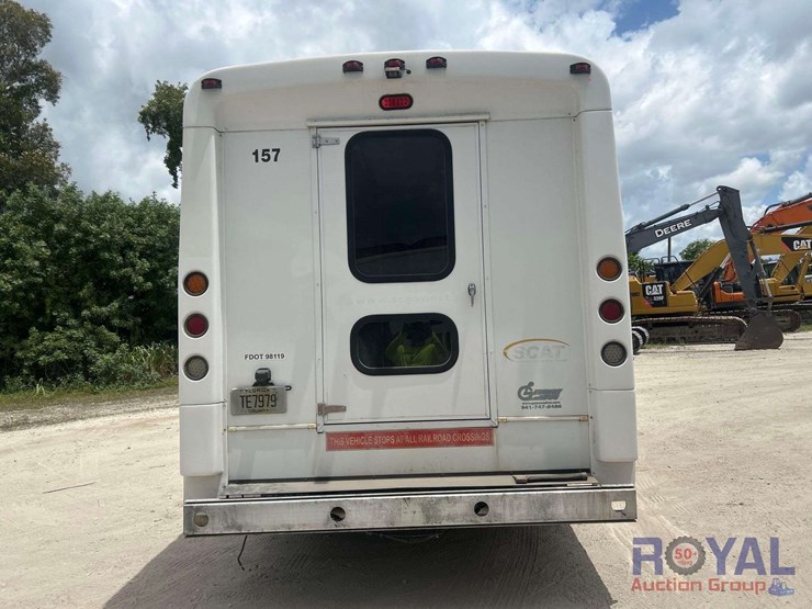 2015-chevrolet-express-4500-image-20