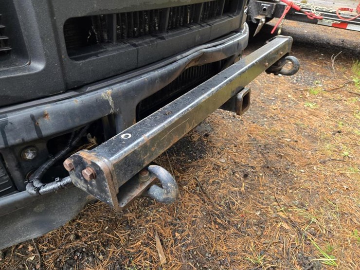 2010-ford-f550-image-12