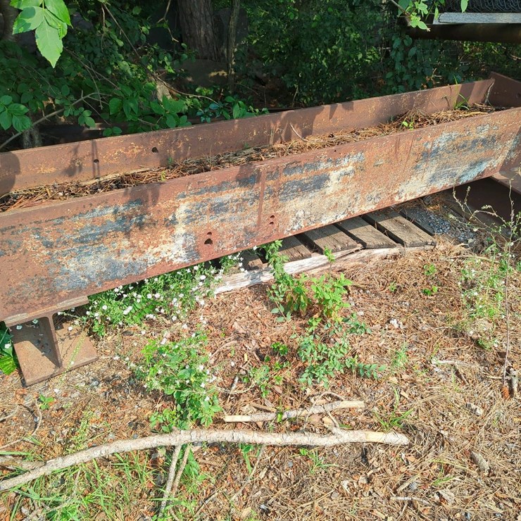 (6+) 4' long I Beams and 7.5' long I Beam Flower Bed