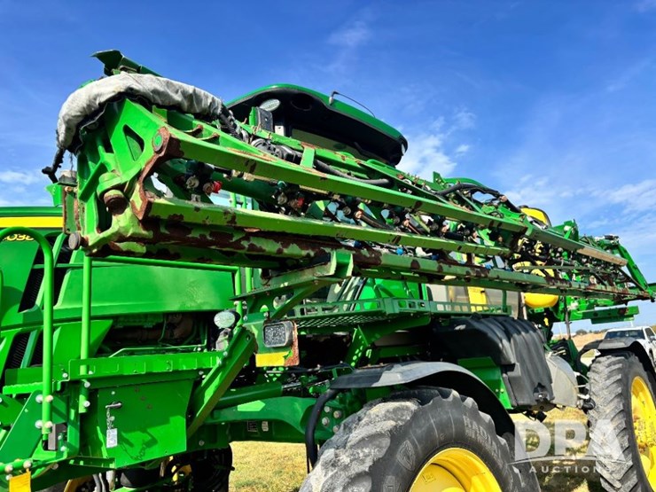 2018-john-deere-r4038-image-89