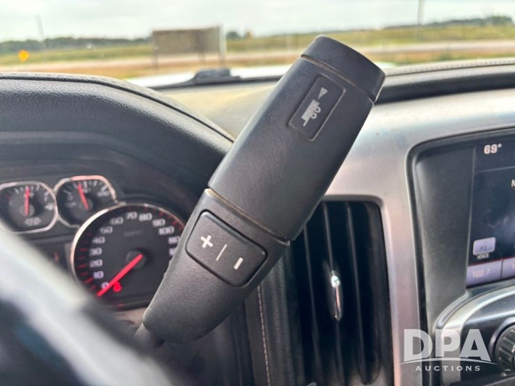 2015-gmc-sierra-2500hd-image-87