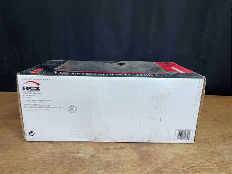 1/16-ih-3588-precision-key-nib-ertl-image-9