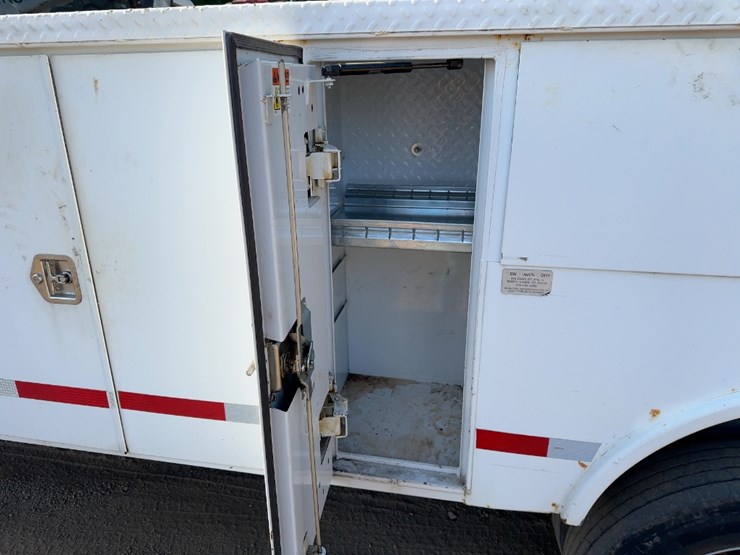 2012-ford-f550-xl-image-14