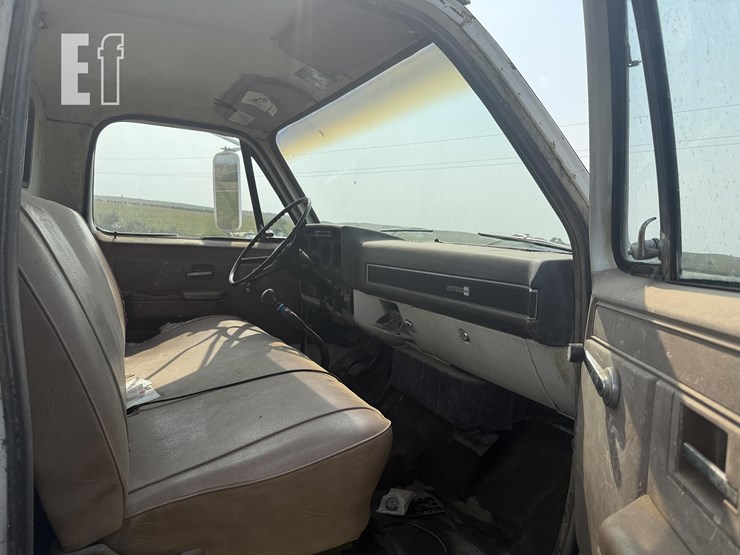 1981-gmc-7000-image-12