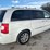 2016-chrysler-town-&-country-image-3