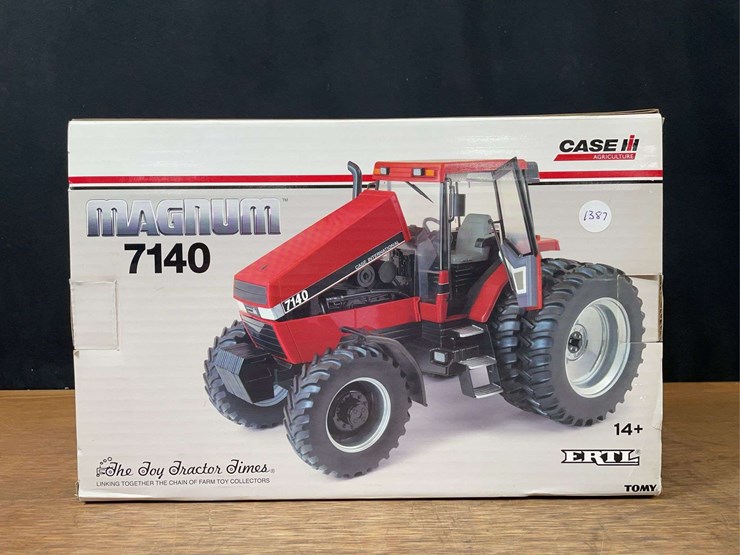 1/16-case-ih-magnum-7140-2012-ttt-nib-ertl-image-14