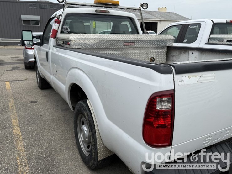 2011-ford-f250-image-2