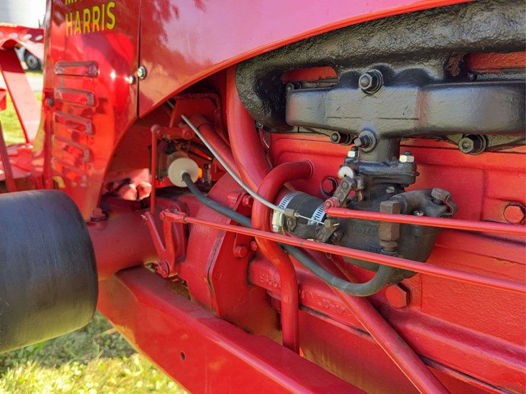 massey-ferguson-81-image-35