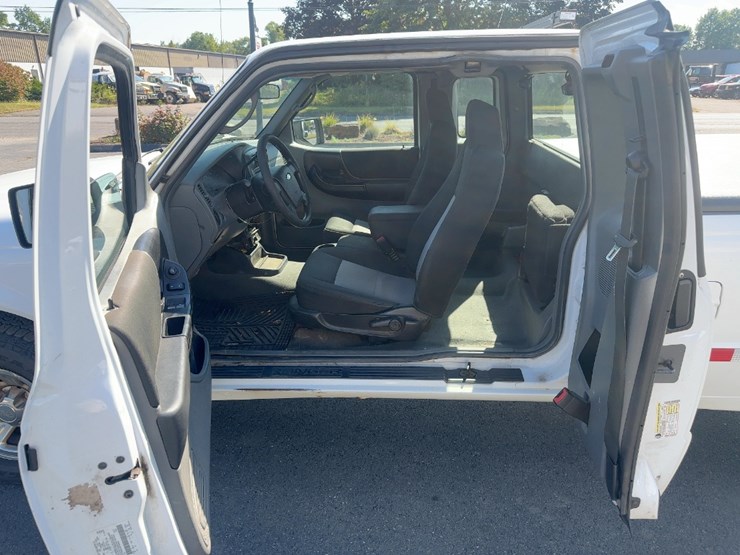 2009-ford-ranger-xlt-image-14